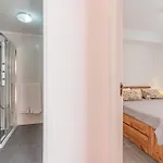 Apartmán Renovated With Sunny Terrace And Ocean Views In Malibu Park Tenerife