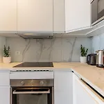 Renovated With Sunny Terrace And Ocean Views In Malibu Park Tenerife Apartmán