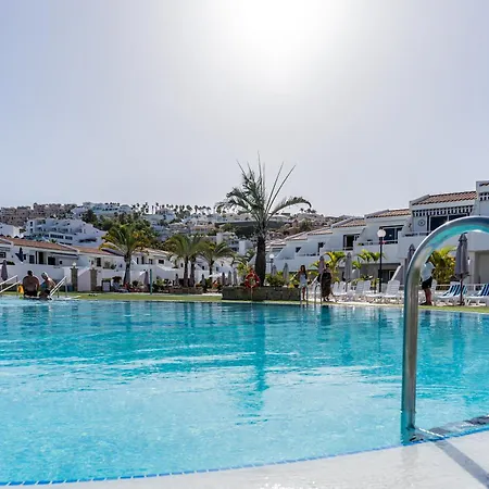 Renovated With Sunny Terrace And Ocean Views In Malibu Park Tenerife Apartmán