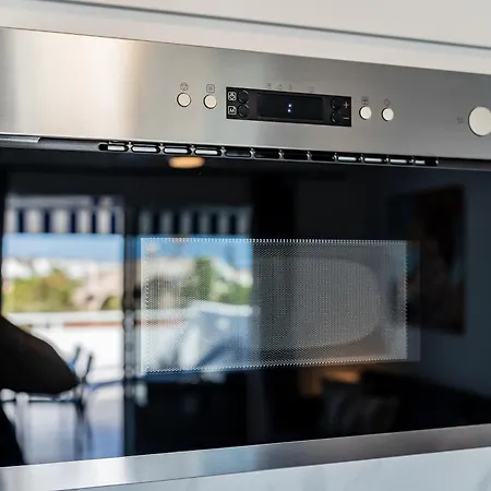 Renovated With Sunny Terrace And Ocean Views In Malibu Park Tenerife Daire *