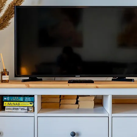 Renovated With Sunny Terrace And Ocean Views In Malibu Park Tenerife Daire *