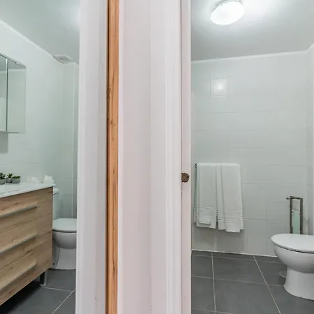 Renovated With Sunny Terrace And Ocean Views In Malibu Park Tenerife Daire Costa Adeje