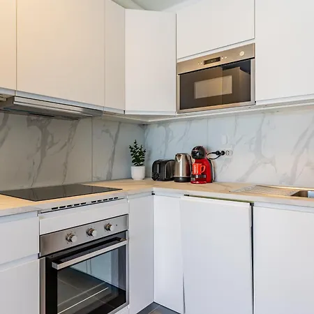 Renovated With Sunny Terrace And Ocean Views In Malibu Park Tenerife アパート