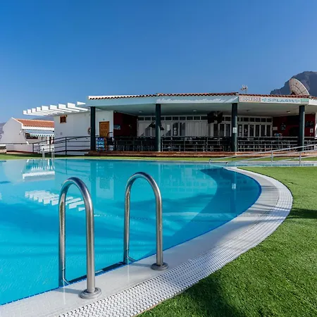 Daire Renovated With Sunny Terrace And Ocean Views In Malibu Park Tenerife Costa Adeje