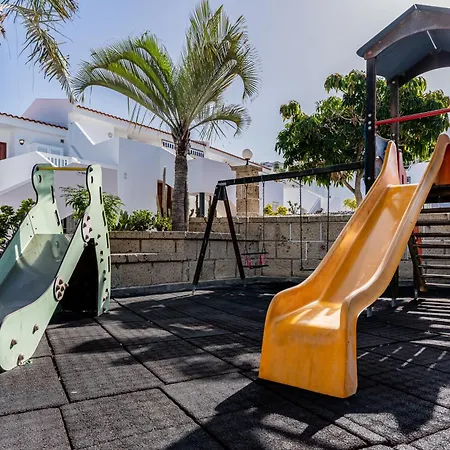 Daire Renovated With Sunny Terrace And Ocean Views In Malibu Park Tenerife Costa Adeje